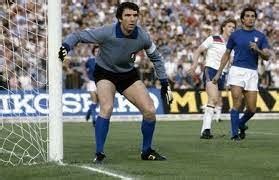 dino zoff early life.